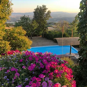 https://casa-chiassarello.it-tuscanyhotel.com